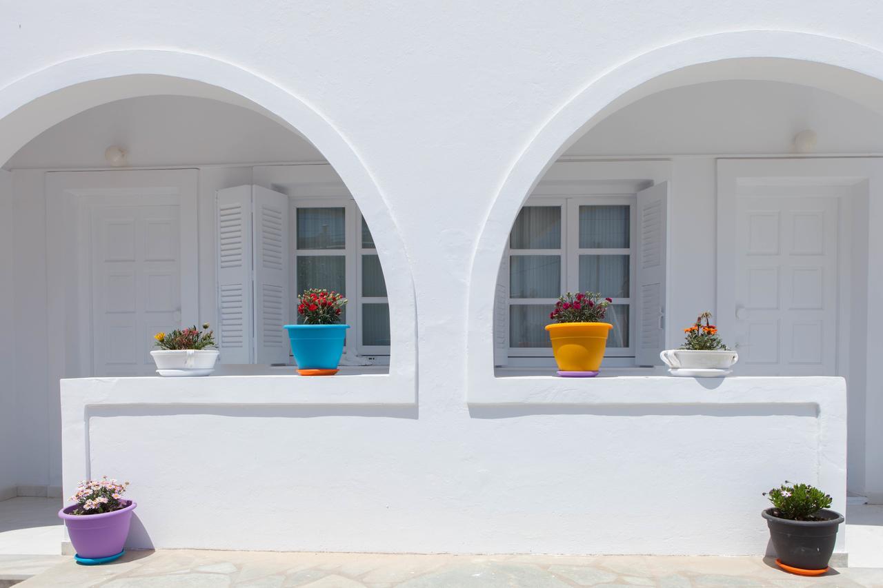 Claire Hotel Antiparos Town Exterior foto